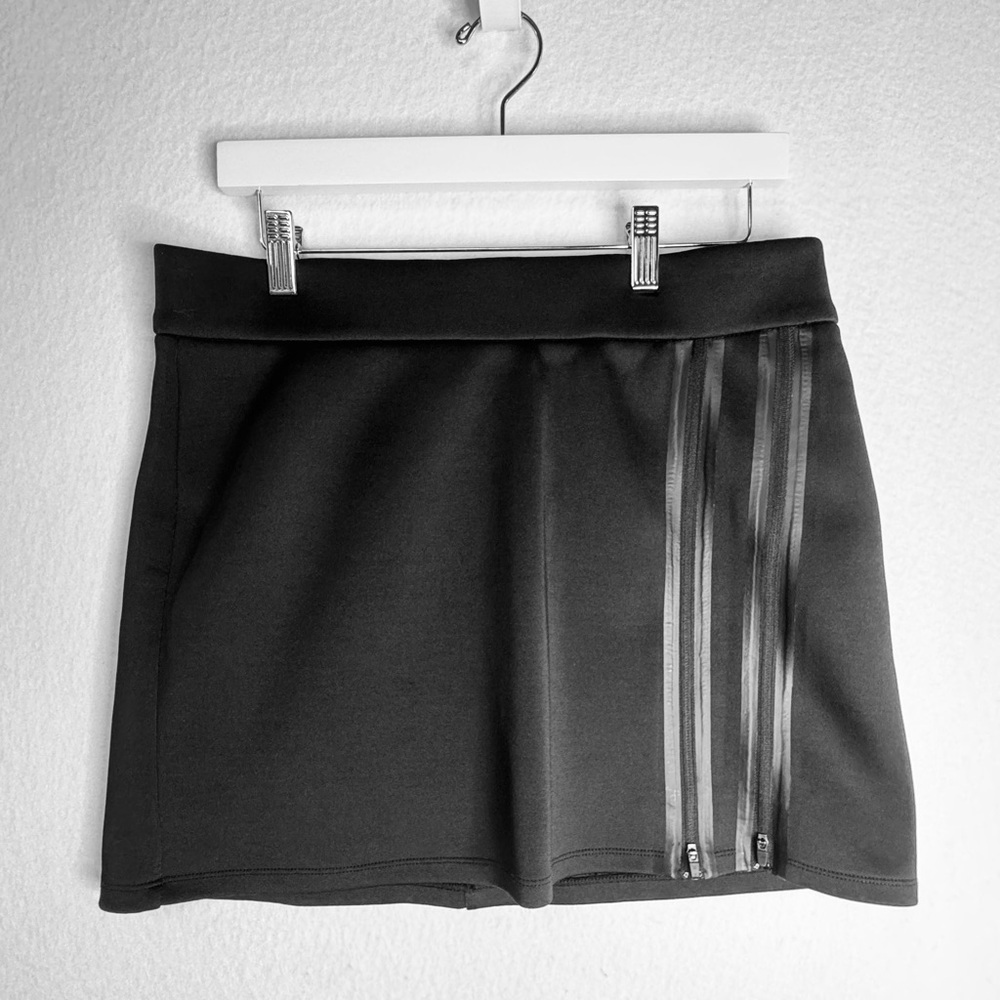 Fabletics Cornado Skirt, Size Medium